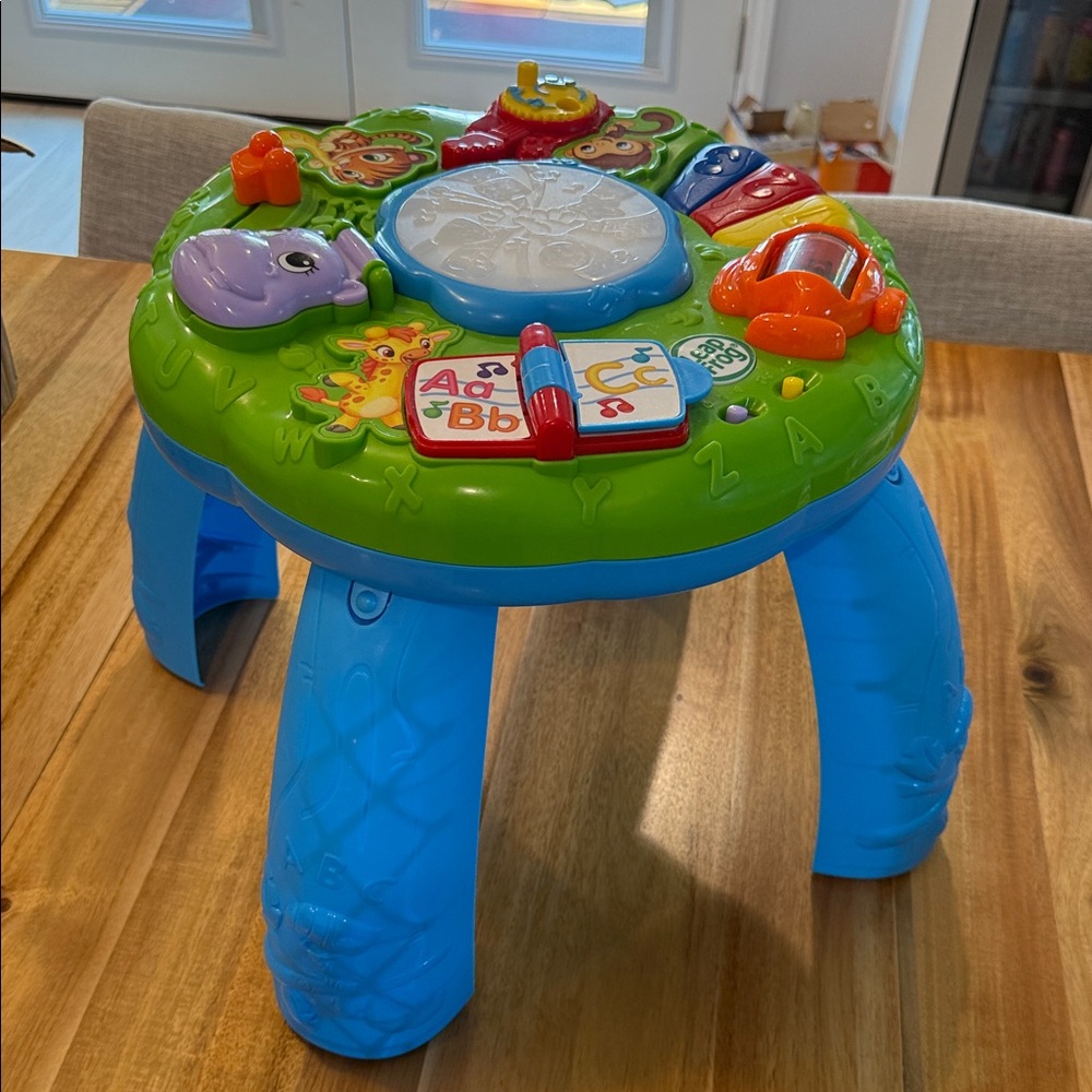 Leap Frog Animal Adventure Learning Table, Removable legs